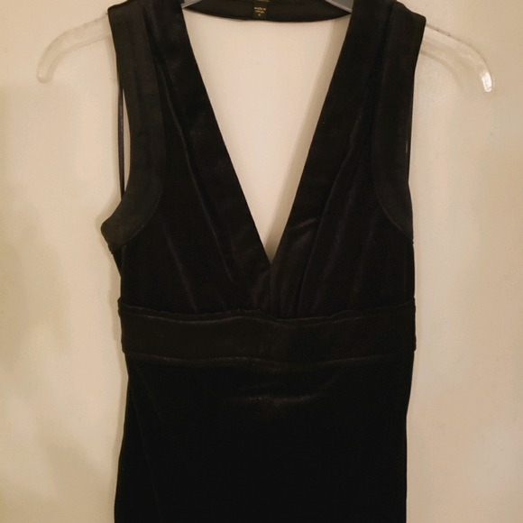 GUESS Black Velvet Mini Dress - Picture 3 of 8